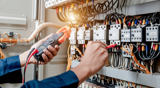 Best Affordable Emergency Electrician  in Glasgow Village, MO